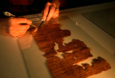 Vangelo di Giuda; Codex Tchacos; Edizione critica, testo gnostico; Ginevra, 2004 da Kenneth Garrett