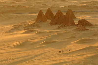 Gebel Barkal, Complesso del Tempio, Faraone Taharka, Tempio di Mut, B300, città di Kareima, fiume Nilo, 2007 da Kenneth Garrett