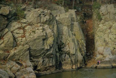 Terreno Sacro; Virginia; Fiume Potomac; Storia Americana; Rivoluzione Americana; George Washington, 2006 (foto) da Kenneth Garrett