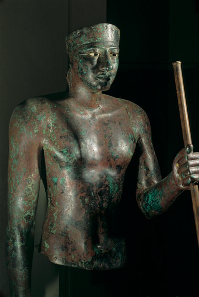Statua di Pepi I, rame con occhi intarsiati di calcare e ossidiana, dal tempio di Herwer, 2002 da Kenneth Garrett
