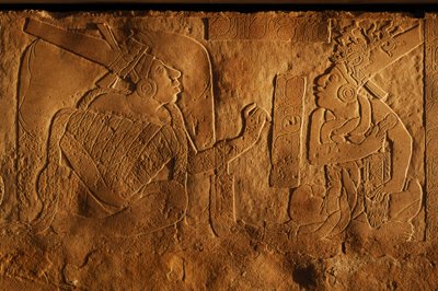 Panca del trono del Tempio 19, Palenque, Messico, incisione di Akhal Mo Nab, 2005 (foto) da Kenneth Garrett