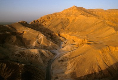 La Valle dei Re conosciuta anche come la Valle delle Porte dei Re da Kenneth Garrett