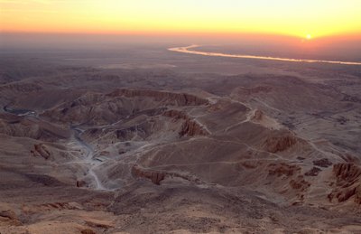 Vista dalla cima di Qurna all