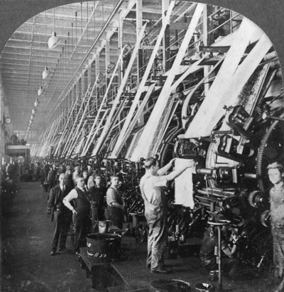 Veduta generale di una grande sala di stampa in una fabbrica di cotone, Lawrence, Massachusetts, USA, XX secolo da Keystone View Company