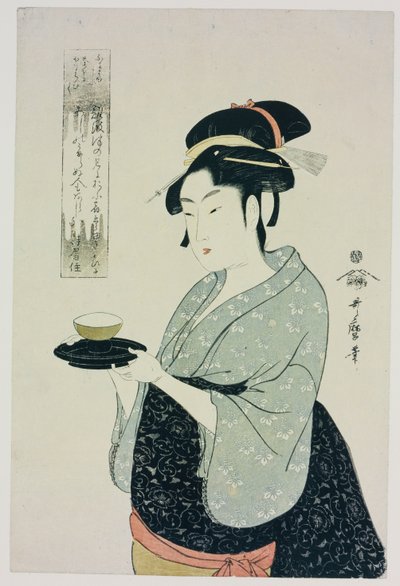 Ritratto a mezzo busto di Naniwaya Okita, che raffigura la famosa cameriera della casa da tè che serve una tazza di tè da Kitagawa Utamaro