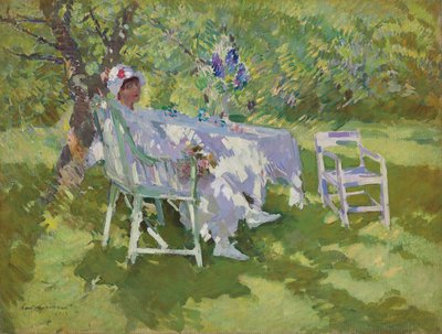 Una Signora in Bianco Seduta in un Giardino da Konstantin Alekseevich Korovin