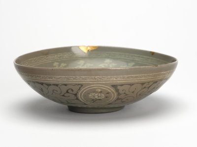 Ciotola con gru e nuvole, c.1150-1200 da Korean School
