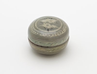 Scatola coperta con disegno intarsiato di gru in coppia, fine XII-XIII secolo da Korean School