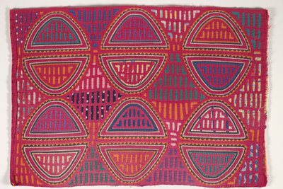 Pannello di camicia (mola), c.1950 da Kuna Indian Culture