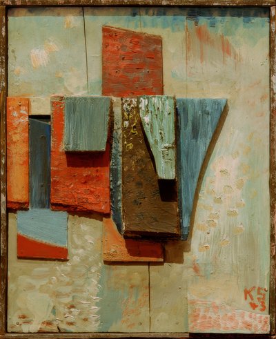 Costruzione in legno colorato da Kurt Schwitters