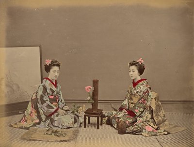 Fiore mantenuto in vita se messo in acqua da Kusakabe Kimbei