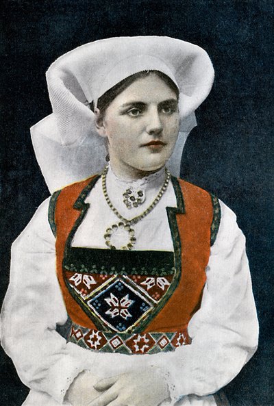 Donna con costume nazionale norvegese da L Boulanger