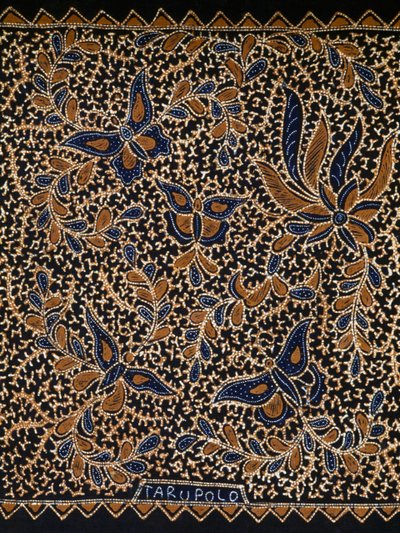 Batik con decorazione tradizionale di farfalle e fiori, Giava, Indonesia (dettaglio) da Amadeo (after) Modigliani