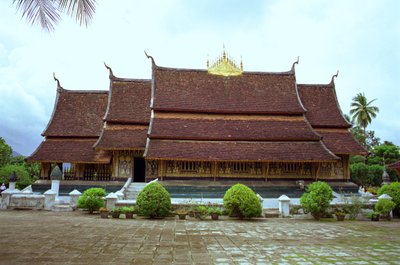 Main sim, o pagoda, 1560 da School Laotian