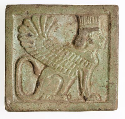 Placca con Sfinge persiana alata, c.525-401 a.C. da Late Period Egyptian