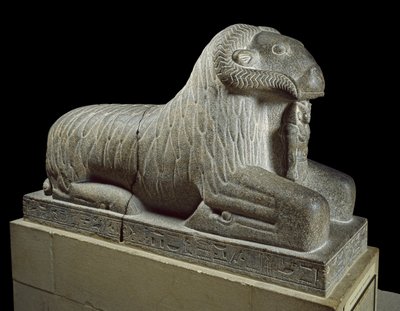 Statua del montone di Amon, c.680 a.C. da Late Period Egyptian