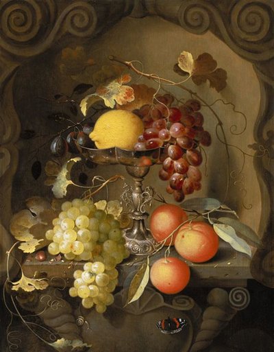 Natura morta di frutta su e intorno a una tazza, in una nicchia da Laurens Craen