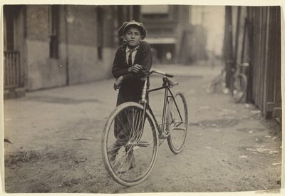 [Ragazzo messaggero per la Mackay Telegraph Company, Waco, Texas]. da Lewis W. Hine