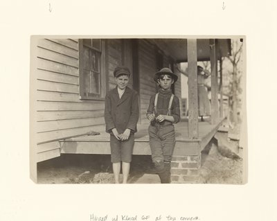 [Morris Small e John Lewis, Chester, South Carolina]. da Lewis W. Hine