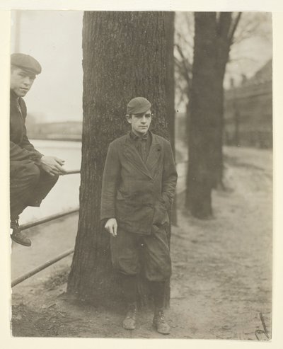 Ragazzo della stanza della candeggina, Leon Halcourt, 16 anni, Lawrence, Massachusetts da Lewis Wickes Hine