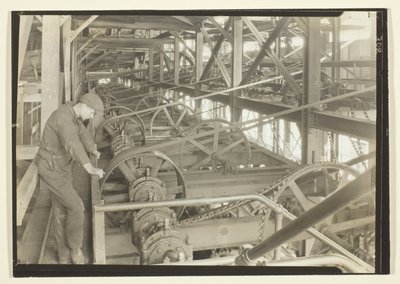 I demolitori non sono più necessari, questo è un demolitore moderno da Lewis Wickes Hine