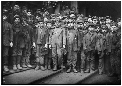 Ragazzi del breaker a Pittston, PA, c.1911 da Lewis Wickes Hine