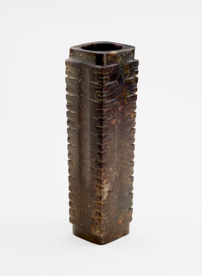 Tubo a dieci livelli con maschere, c.3300-2250 a.C. da Liangzhu culture