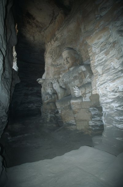 Cina, provincia di Shanxi, statua di Buddha in arenaria nelle Grotte di Yungang da Unbekannt Unbekannt