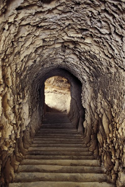 Catacombe di Kom-esh-Shuqafa, Interno dell
