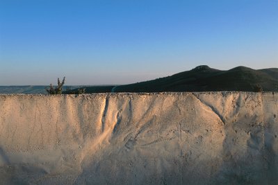 Il Grande Cretto (o Crack di Burri), di Alberto Burri, Gibellina Sicilia, Italia (foto) da Unbekannt Unbekannt
