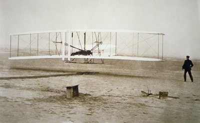 I fratelli Wright effettuano il loro primo volo motorizzato da Unbekannt Unbekannt