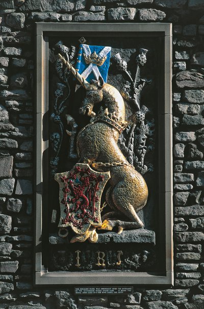 Unicorno, stemma araldico sulla facciata del palazzo di Holyrood, Edimburgo, Scozia, Regno Unito da Unbekannt Unbekannt