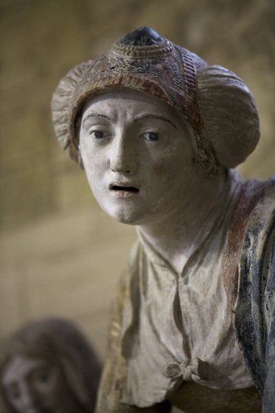 Santa donna con un cappello (pietra dipinta) da Ligier Richier
