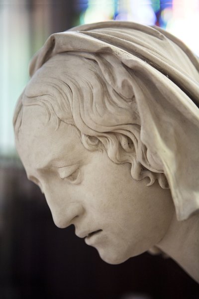 La sepoltura e lo svenimento della Vergine, (dettaglio) da Ligier Richier