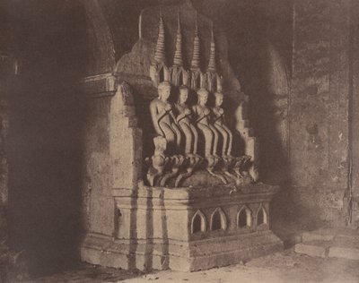 N. 23. Pugahm Myo [Pagan]. Figure nella Pagoda Damayangyee [Dhamma-yan-gyi]. da Linnaeus Tripe