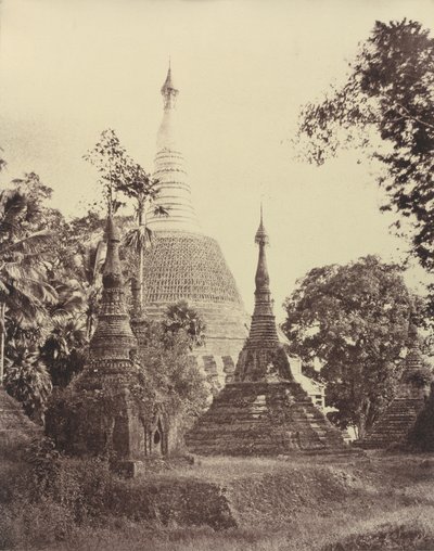 Rangoon: Vista ravvicinata della Pagoda Shwe Dagon, novembre 1855 (foto) da Linnaeus Tripe