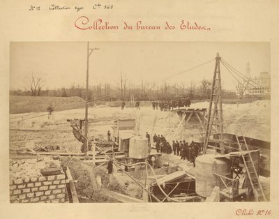 Molo di prua (n. 4) sul lato Grenelle, visita della Società degli Architetti da Louis Emile Durandelle