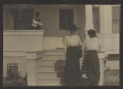 [Figure in veranda] da Louis Fleckenstein