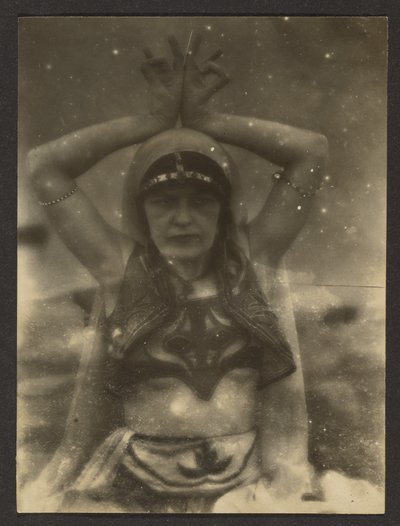 [Nautch Girl] da Louis Fleckenstein