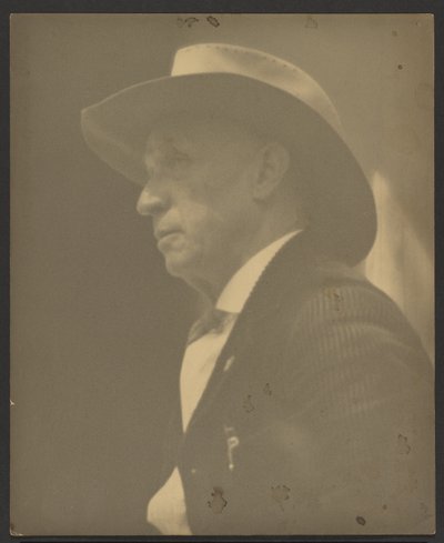 Ritratto di un uomo con uno Stetson da Louis Fleckenstein