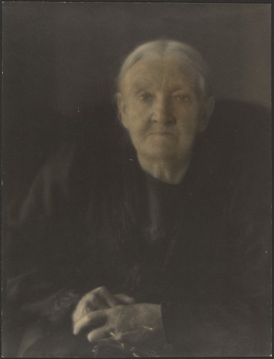 [Ritratto di donna con le mani giunte]. da Louis Fleckenstein