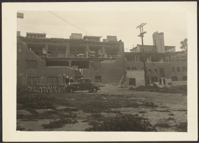 [Seaside Hospital] da Louis Fleckenstein