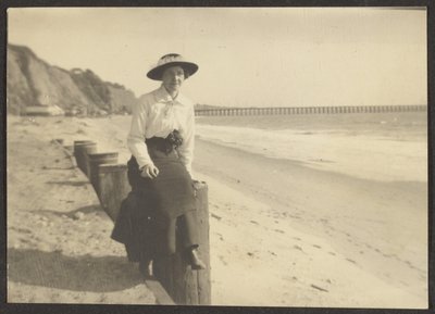 [Donna in spiaggia] da Louis Fleckenstein