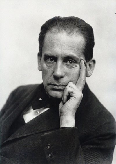 Walter Gropius, ca. 1919 da Louis Held