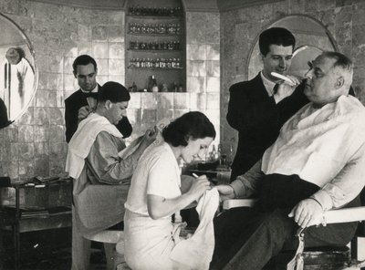 Barbiere e manicure da Luigi Leoni