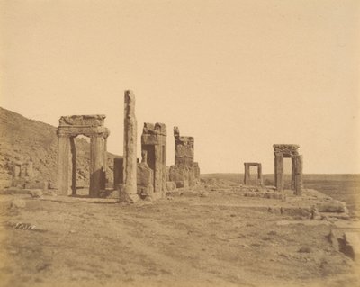 Persepoli, prima del restauro da Luigi Pesce