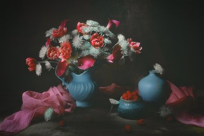 Natura morta floreale in stile malinconico da Lydia Jacobs