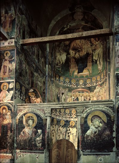 Iconostasi e abside, affreschi dipinti nel 1313 da Macedonian School