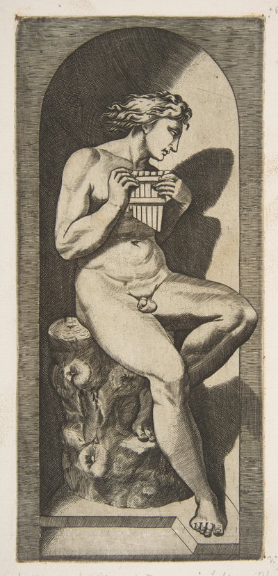 Olimpo nudo seduto su un ceppo d