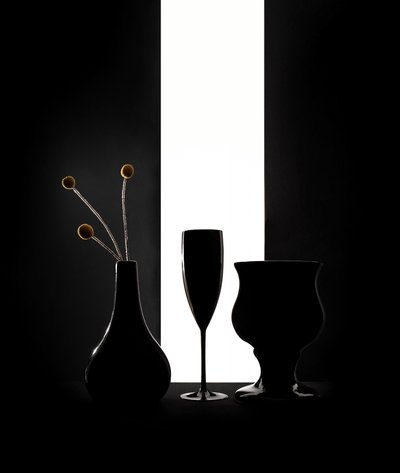 Silhouette eleganti e misteriose da Margareth Perfoncio